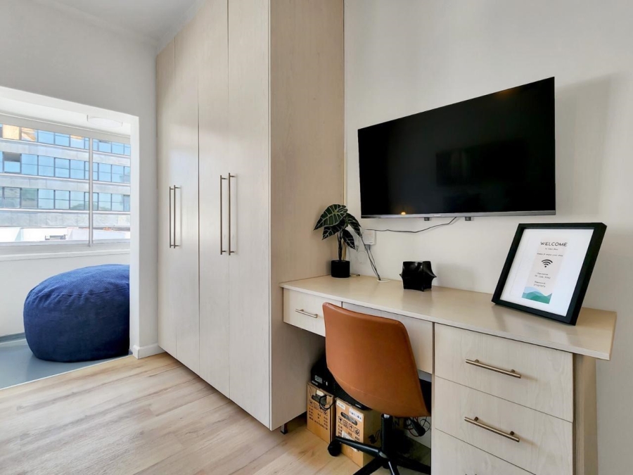 1 Bedroom Property for Sale in Three Anchor Bay Western Cape